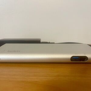 BELKIN F4U085 Thunderbolt 2 Express HD Dock Station W/AC Adapter  Brand: BELKIN